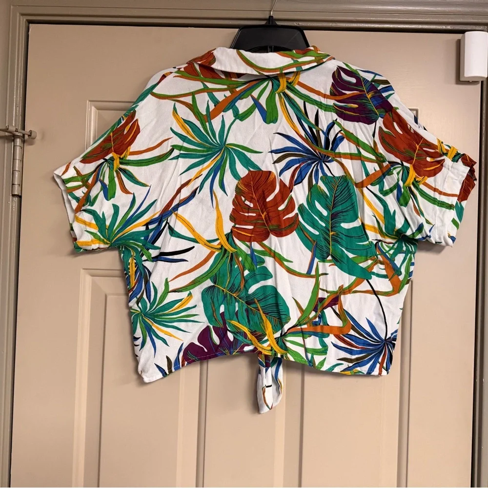 Chelsea & Theodore Size XL Tropical Leaf Print Crop Top Green Blue Rust Yellow - Picture 2 of 6